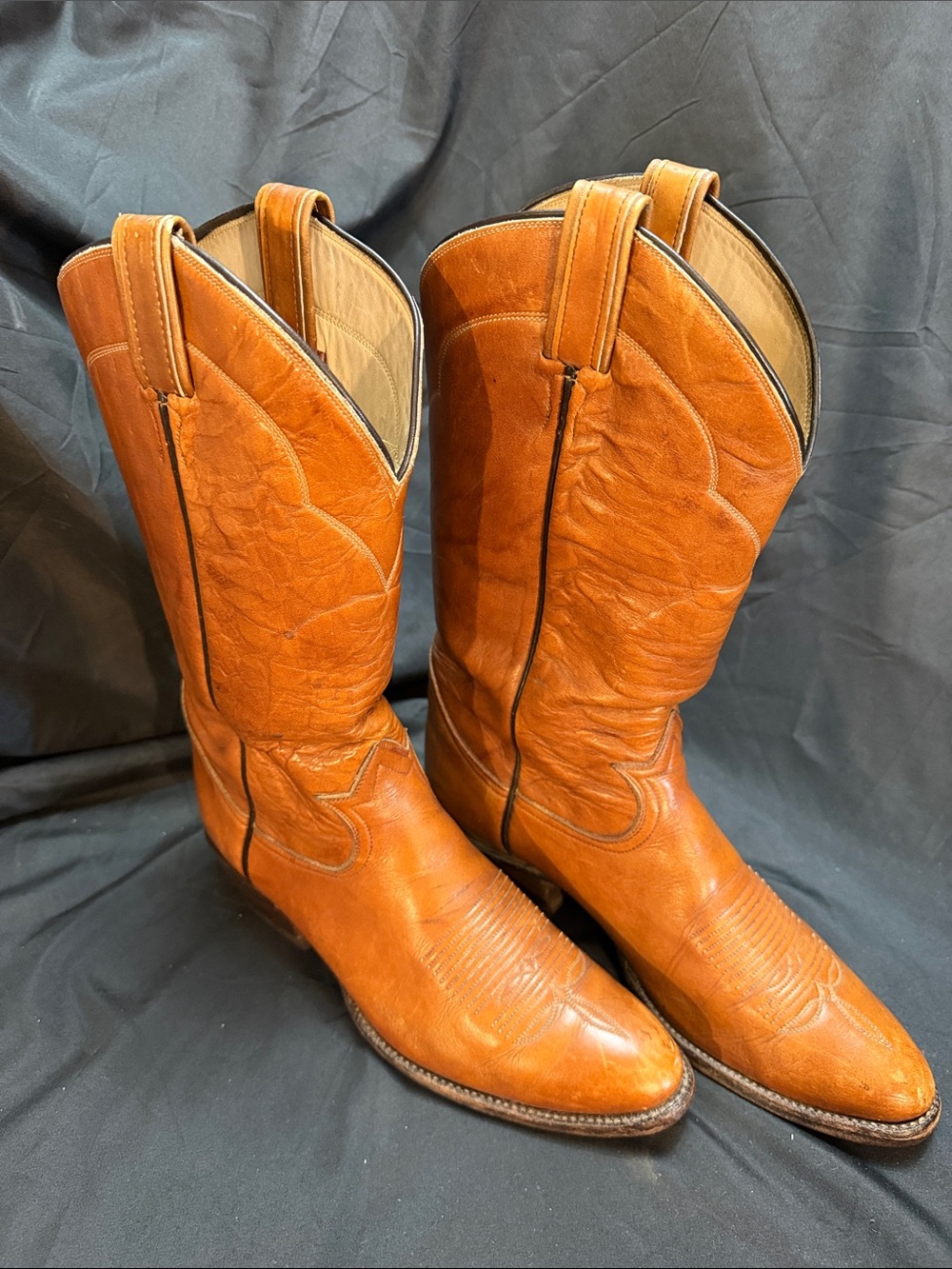 Tony Lama VintageChestnut Men’s R Toe Boots 9 1/2 B